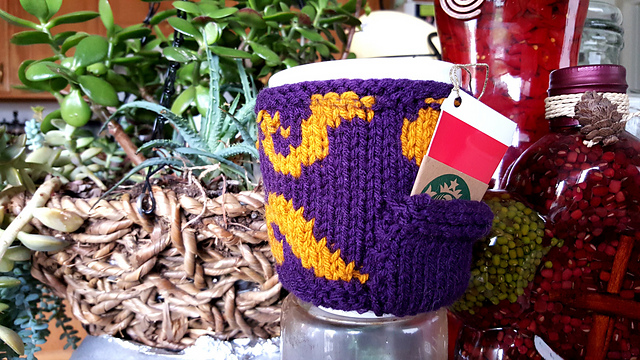 Crazy Octopus Gift Cozy