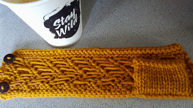 Slipped Chevron Gift Cozy
