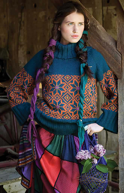 Loose Fitting Raglan Turtleneck