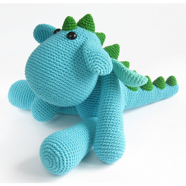 Amigurumi dragon