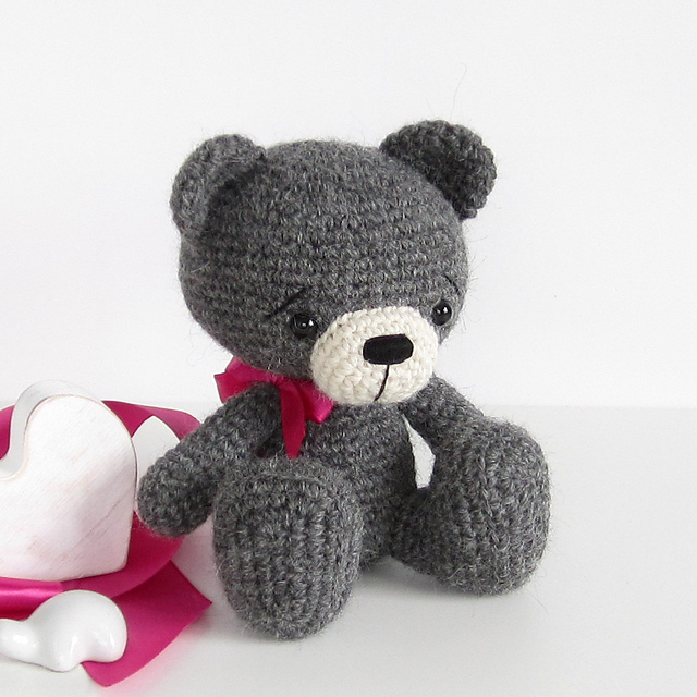 Sitting teddy bear