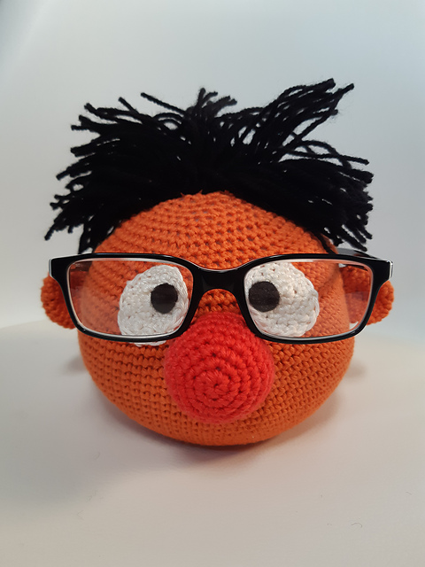 Brilhouder Ernie Sesamstraat