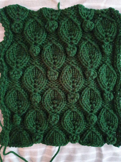 45 Bobble and Leaf