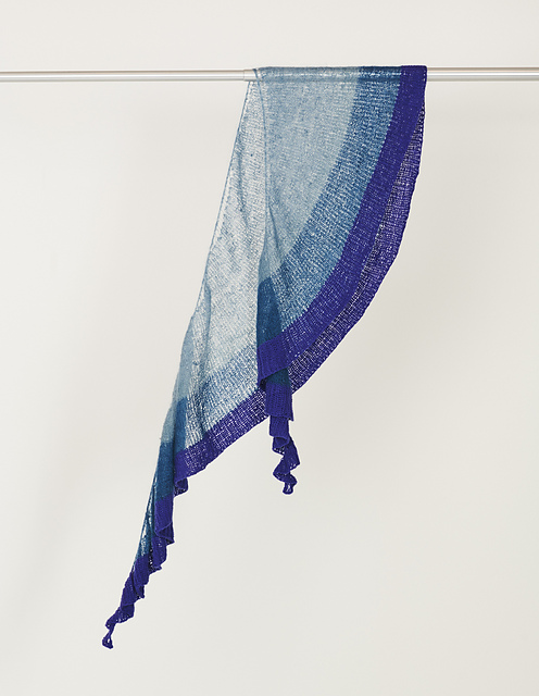 Sickle shaped shawl