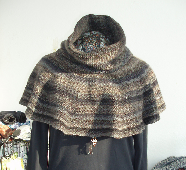 Capelet with Cowl