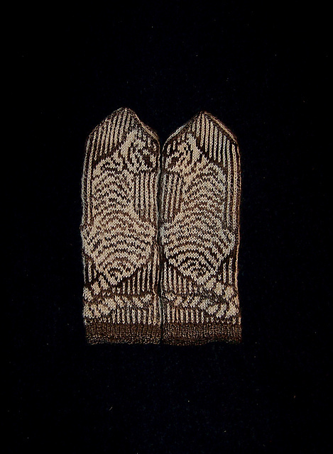 Tiger Mittens