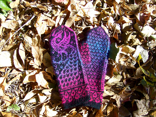 Firebirds Mittens