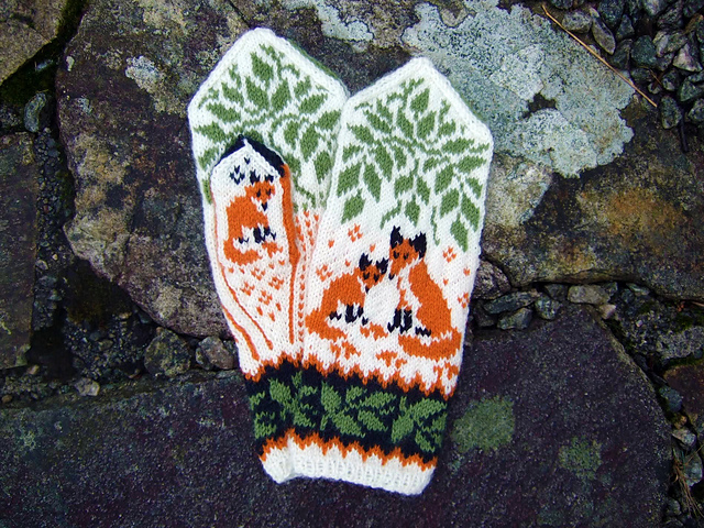 Woodland Foxes