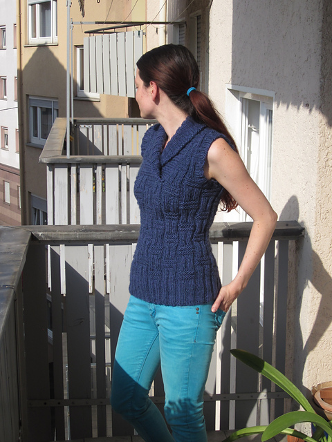 18 Strukturmuster-Pulli / Sweater with Relief Pattern
