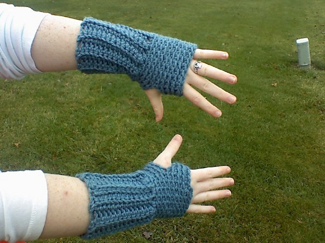 Ribbed and Textured Crochet Fingerless Mitts