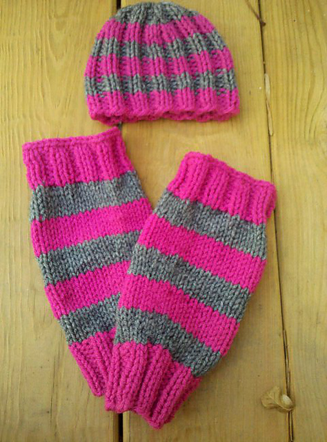 Baby Knit Legwarmers and Ribbed Hat