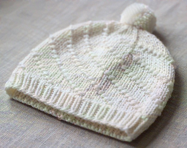 Diagonal Seed Stitch Baby hat