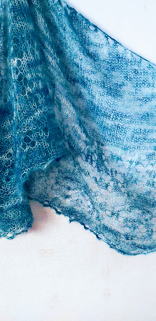 Aeráki Shawl