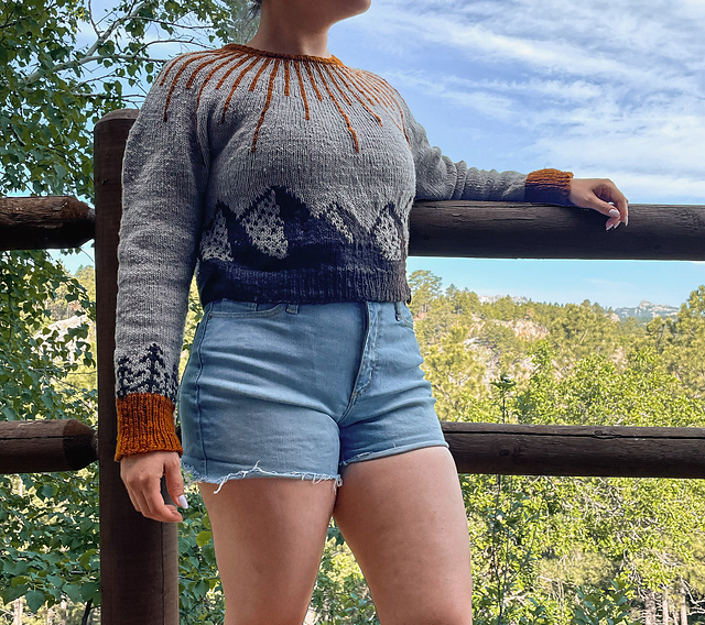 courrèges 21サマーニット クロップド丈 y2k Claudia Crop FREE Crochet Sweater Pattern — Two of Wands