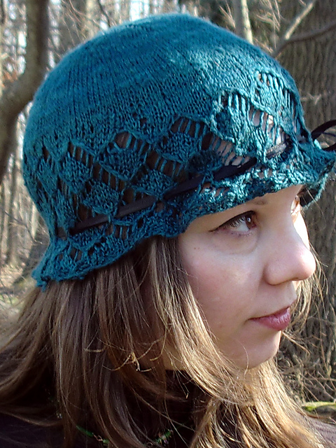 Nonotuck Silk Cloche