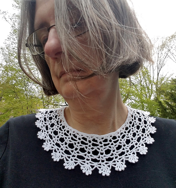 Ravelry: RBG Collar pattern by Joyce Noverr