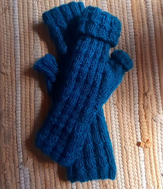 Angram Mitts