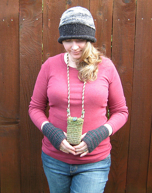 Tunisian Cell Phone Purse