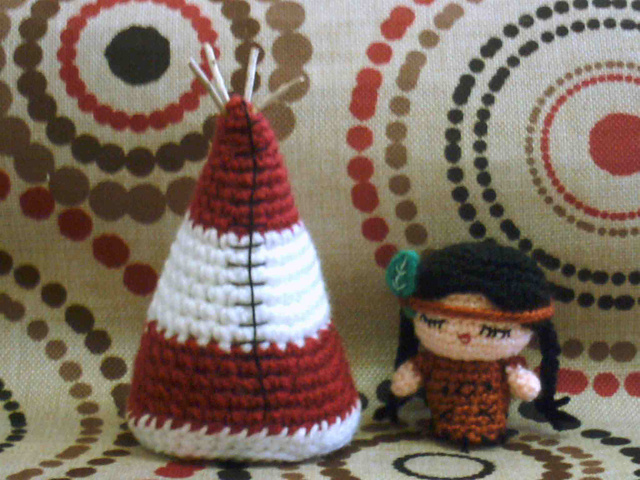 Amigurumi little Indian girl and her tipi