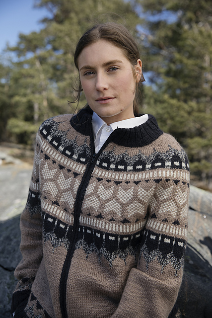Ravelry: Nightfall Zip-Up pattern by Maxim Cyr