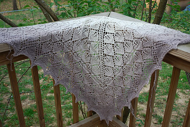 Umbrous: A Shawl
