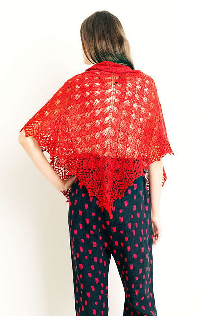 Triangular Scarf (04/03)