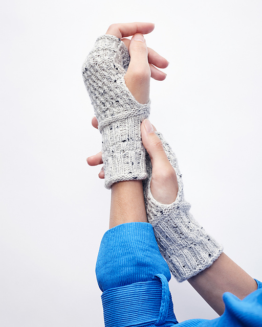 Wrist Warmers (09/16)