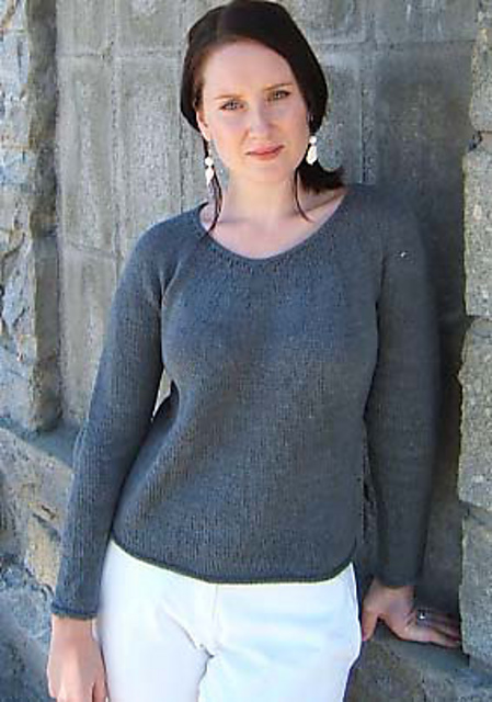 #323 Shaped Neck Tee