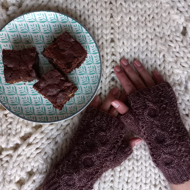Brownie Mittens