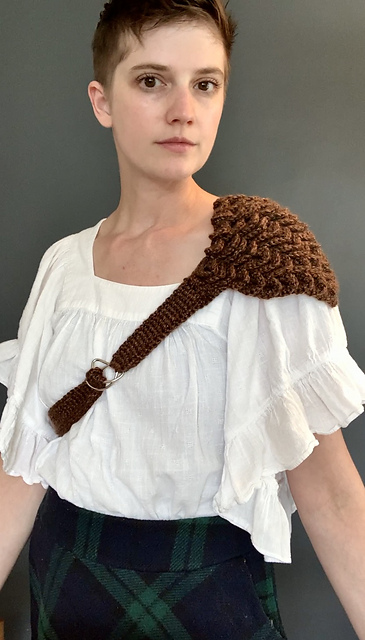 Dragon Scale Pauldron