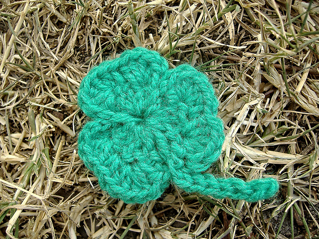 Shamrock Magnet