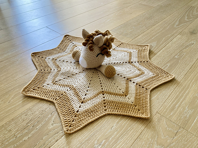 Cute Pony Lovey