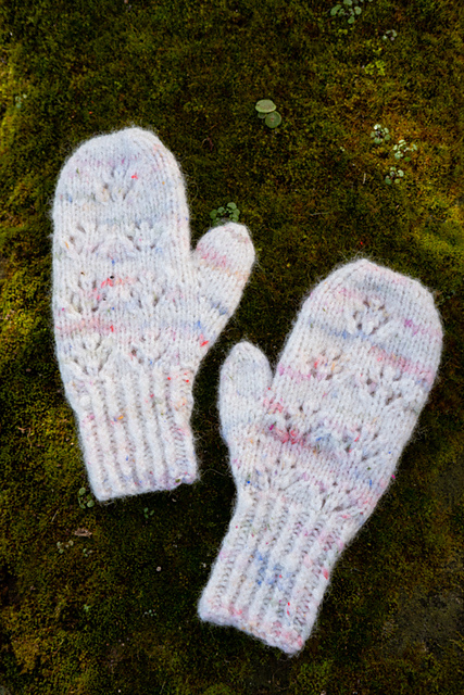 Neblina Mittens