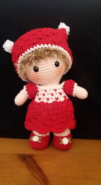 Weebee Doll - Valentine's Day Outfit