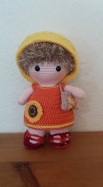 Weebee Doll - Sunny Summertime Outfit