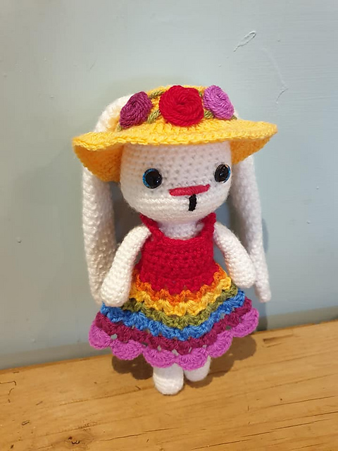 Weebee Nelly Dress Me Up Rainbow Bunny