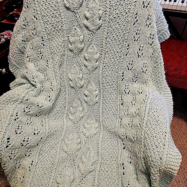 Oak Leaf, Pine Cone, and Irish Moss Baby Blanket