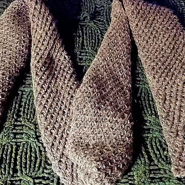 Diagonal Knot Stitch Scarf