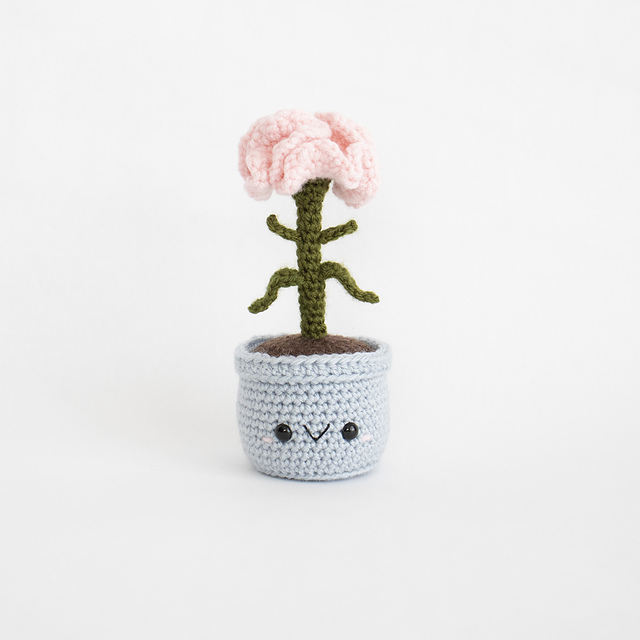 Amigurumi Carnation