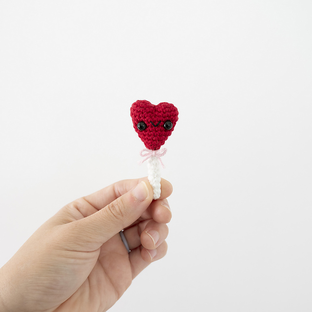 Mini Heart Lollipop