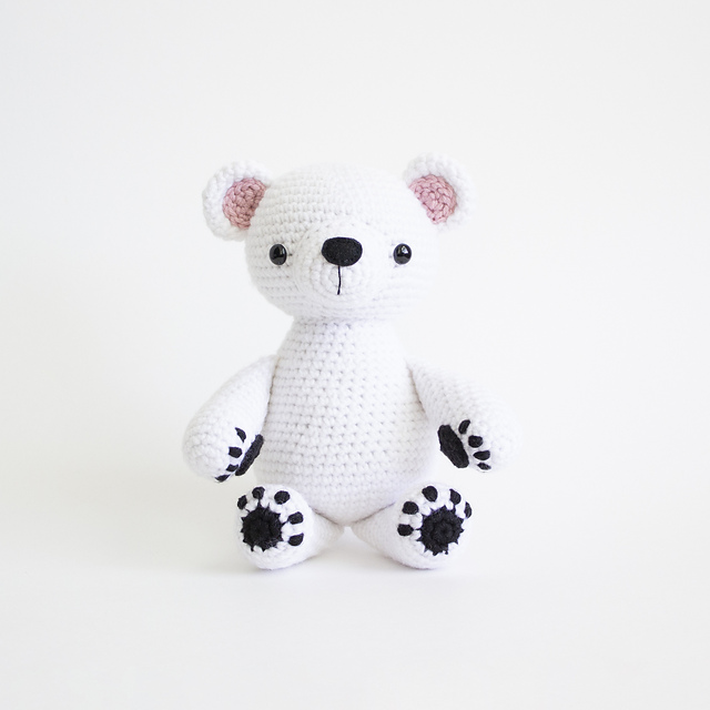 Amigurumi Polar Bear