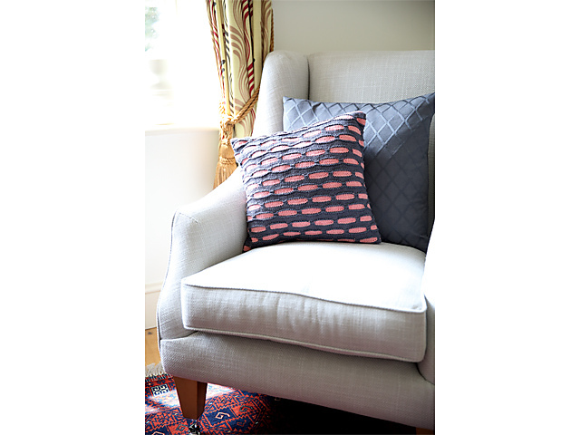 Slip stitch cushion