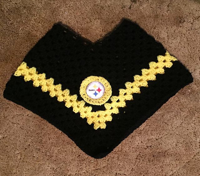 Pittsburgh Steelers poncho