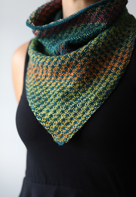 Thistle Thorn Cowl