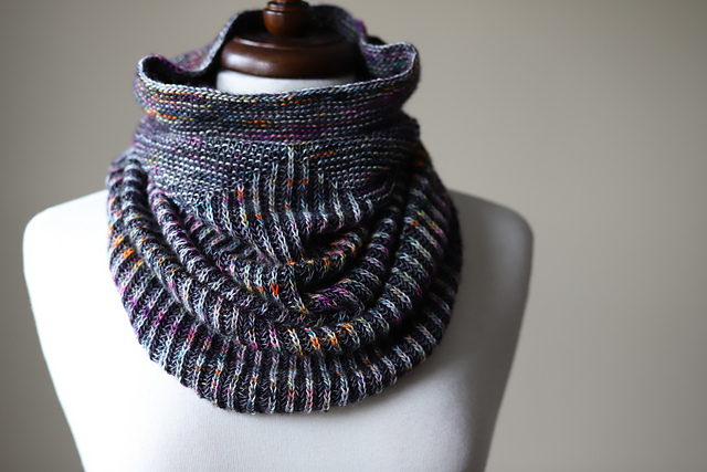 Garter Snake Cowl