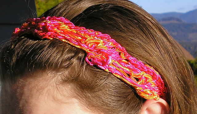 Cable Ribbon Headband
