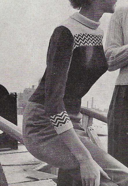 Jumper with ZigZag Bands