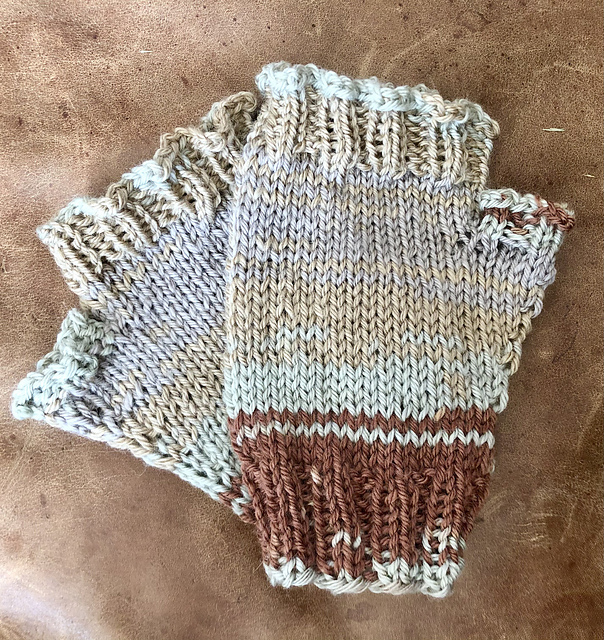 Center Gusset Mitts