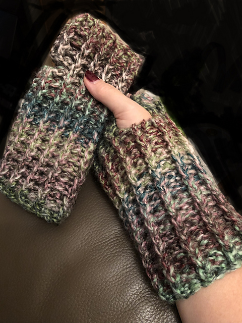 Chunky Fingerless Gloves