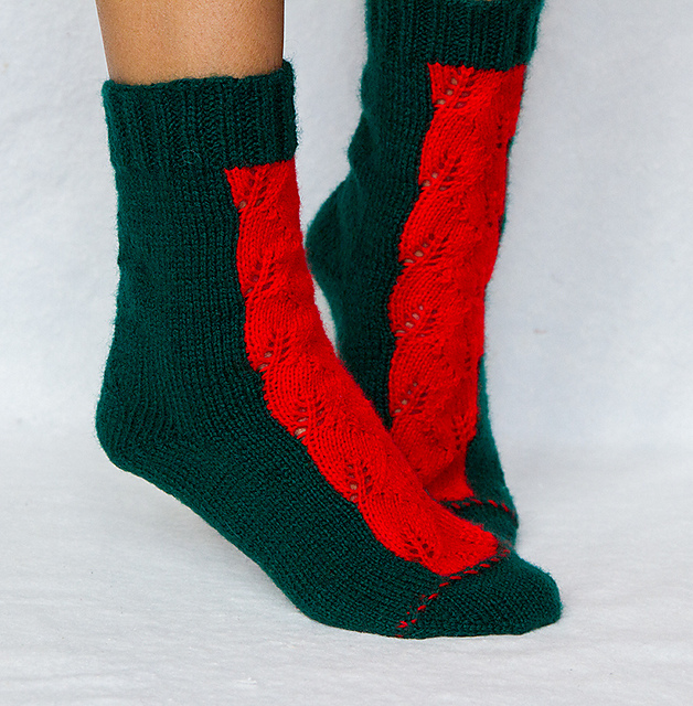 Christmas Leaf Intarsia Sock